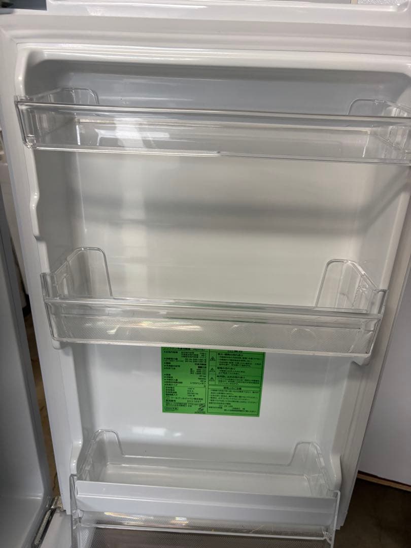 ヤマダ冷凍冷蔵庫　YRZ-F15J 156L 大容量ドアポケット2023年製T