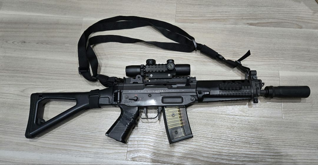 静音カスタム済み　東京マルイ　SIG552