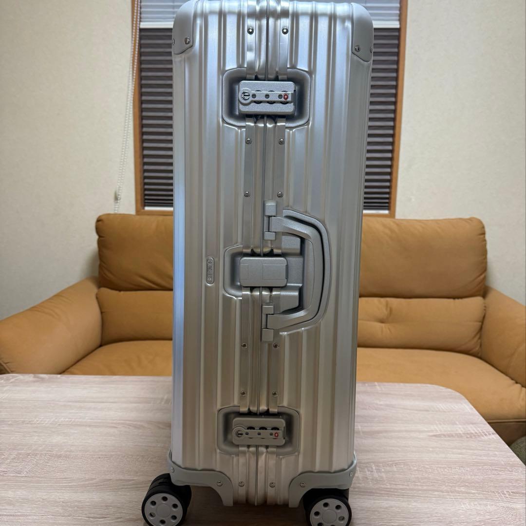 新品 リモワ トパーズ 4輪 923.70 RIMOWA