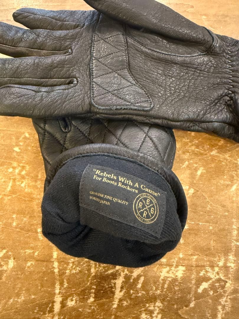 Rude Gallery Black Rebel 手袋 ブラック