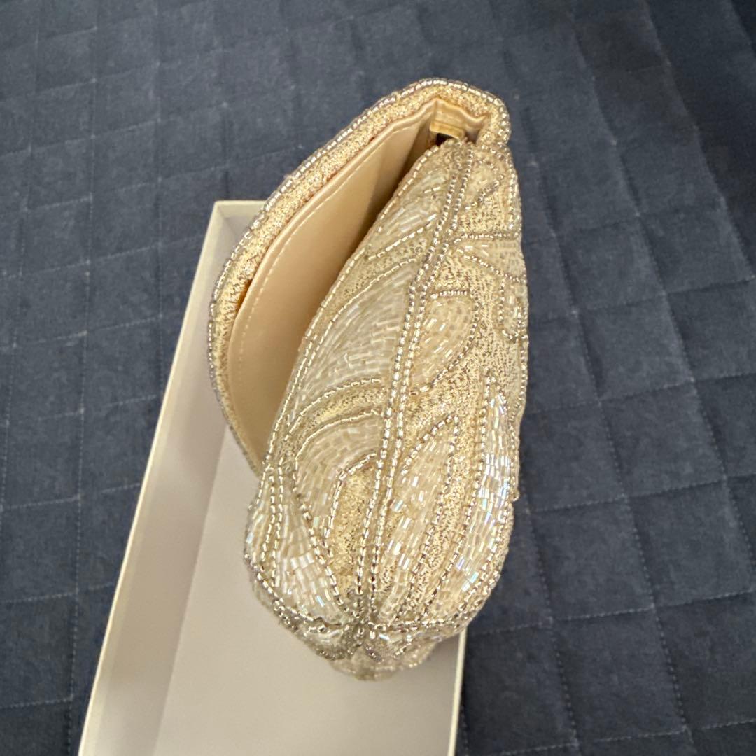 ビーズ刺繍 アイボリー クラッチバッグ