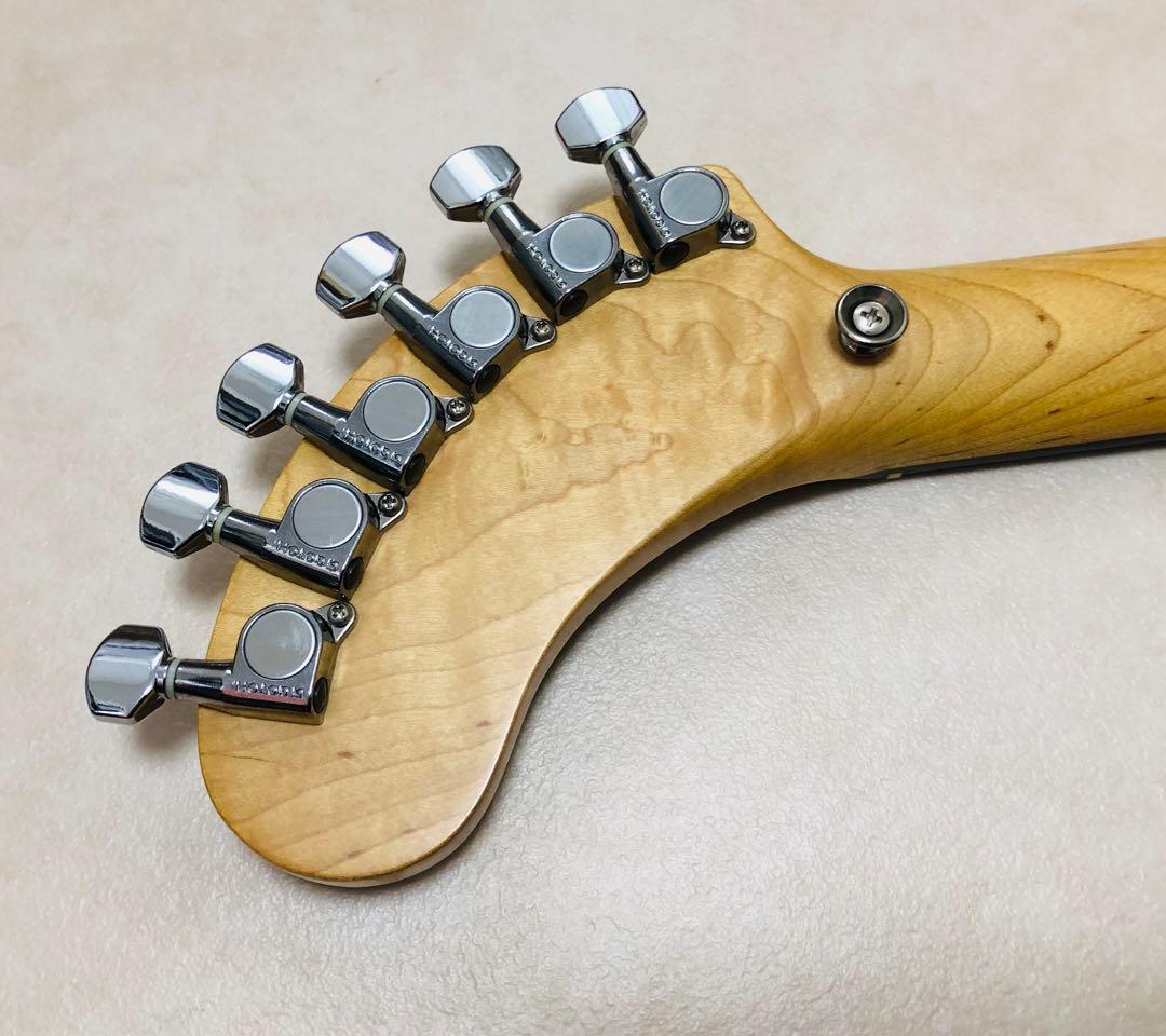 【超美品】ZO-3 グレー アンプ内蔵ミニギター 専用ケース付 ぞーさん