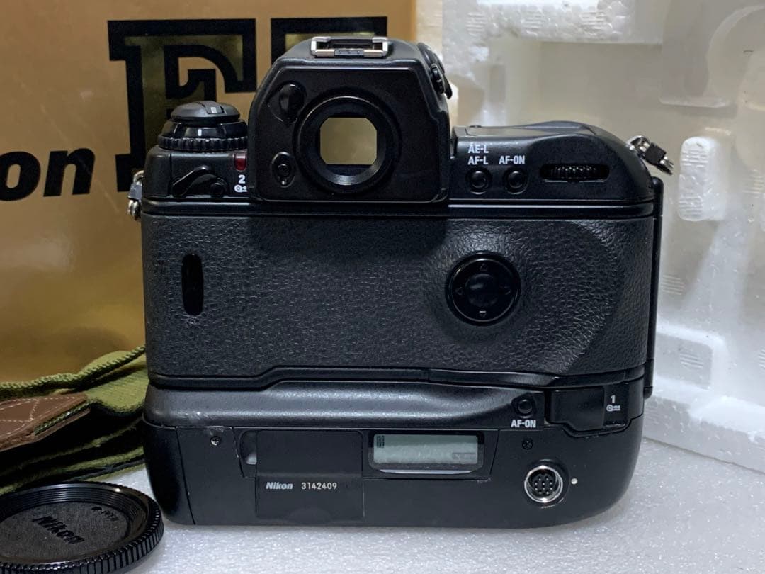 フィルムカメラ NIKON F5