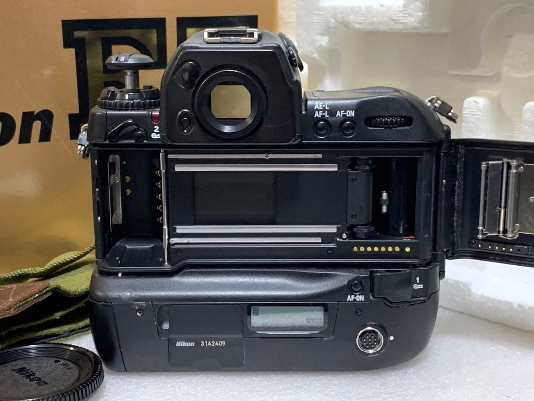フィルムカメラ NIKON F5