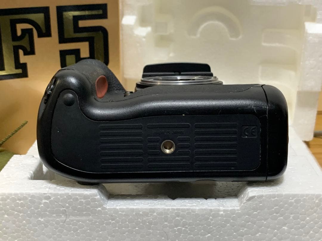 フィルムカメラ NIKON F5