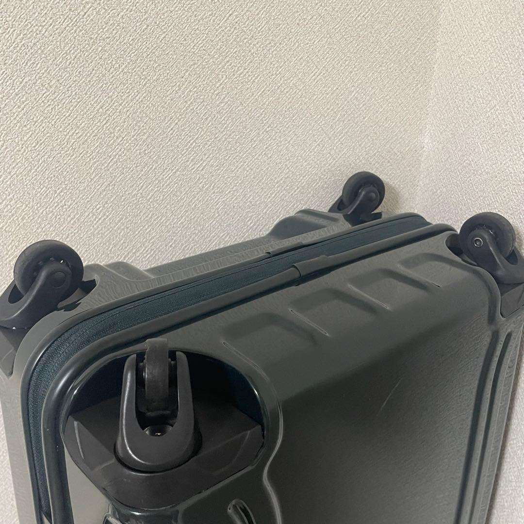 ZERO HALLIBURTON 小型キャリーケース ダークグリーン