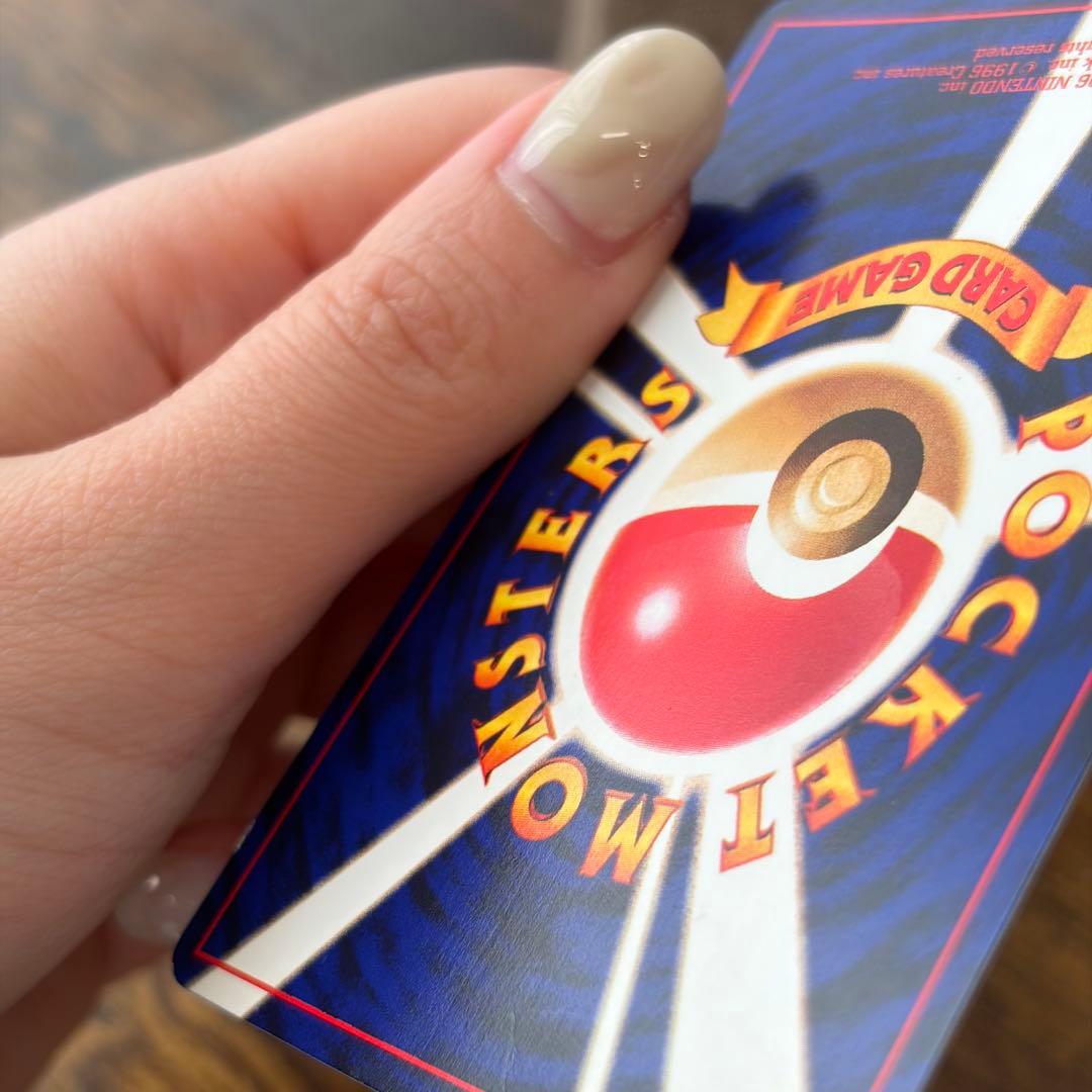 最終セールひかるミュウ　【美品】　旧裏　ポケモンカード