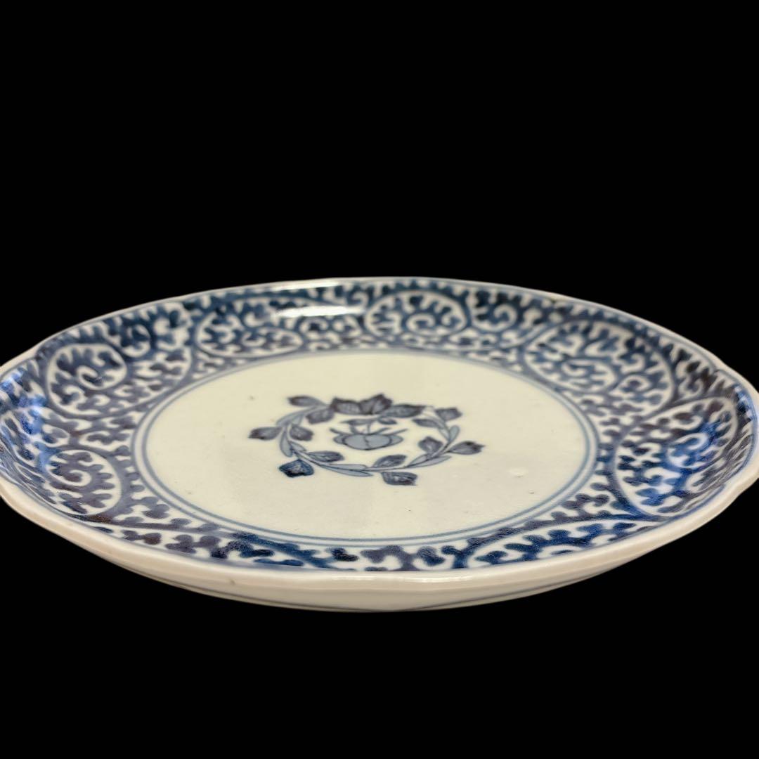 骨董品 アンティーク 蛸唐草 古伊万里 皿 丸皿 染付け 藍色 伊万里 渦福銘
