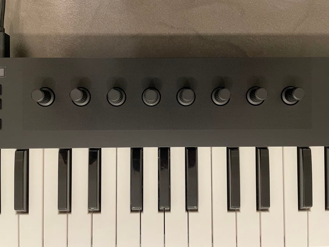 DTM・DAW NATIVE INSTRUMENTS KOMPLETE KONTROL M32