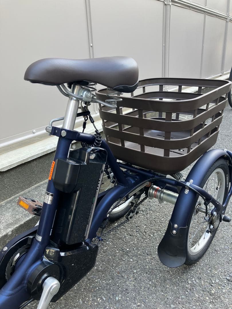 ブリジストン ラクットワゴン 電動アシスト付き三輪車