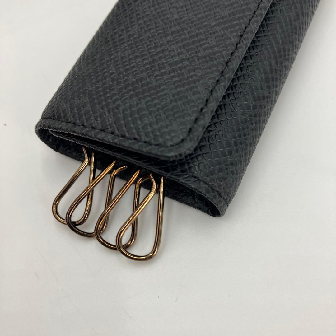 【美品】ルイヴィトン 4連キーケース タイガ ミュルティクレ4 ブラック