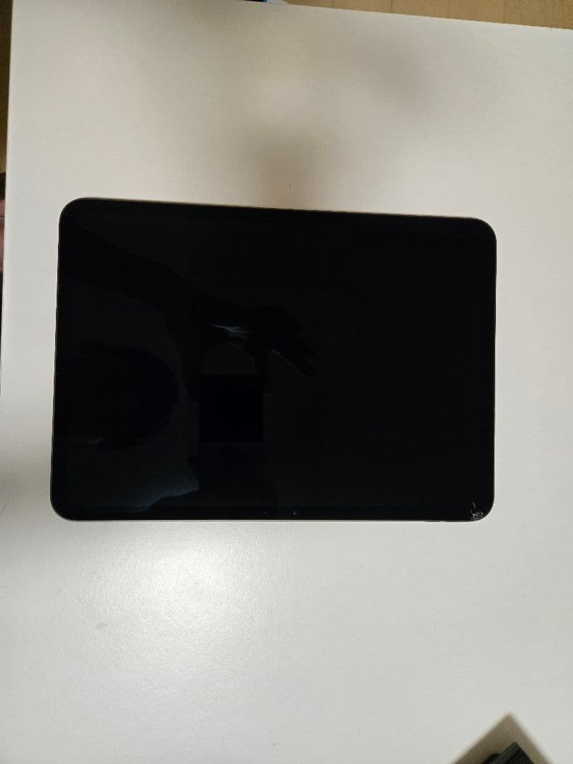 iPad Pro M4 11インチ スペースグレー　割れ有り