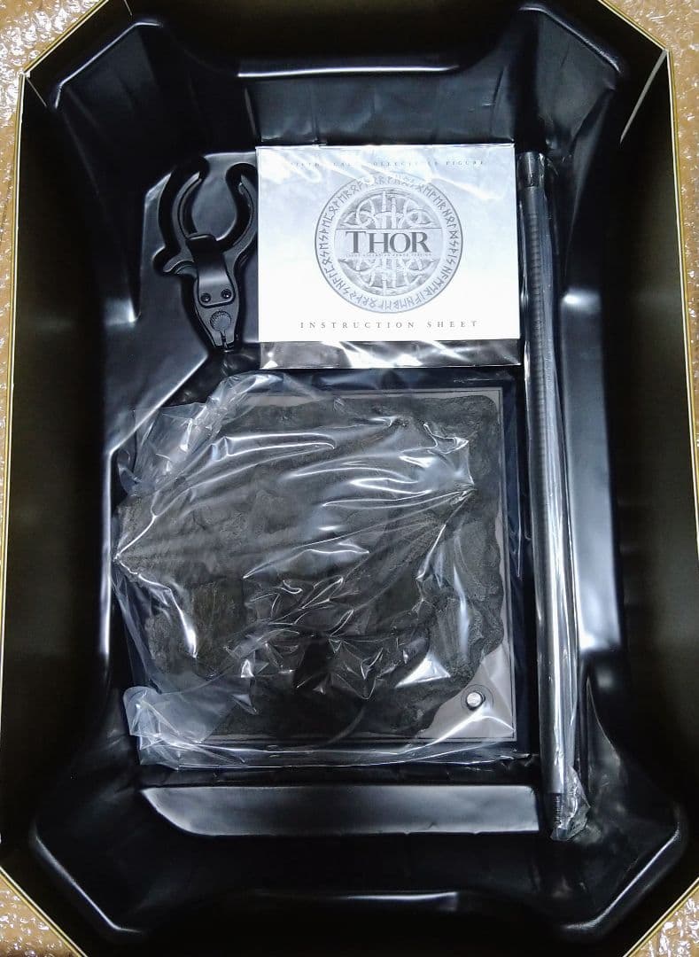 【欠品あり】hottoys マイティソー ダークワールド ライトアーマーver.