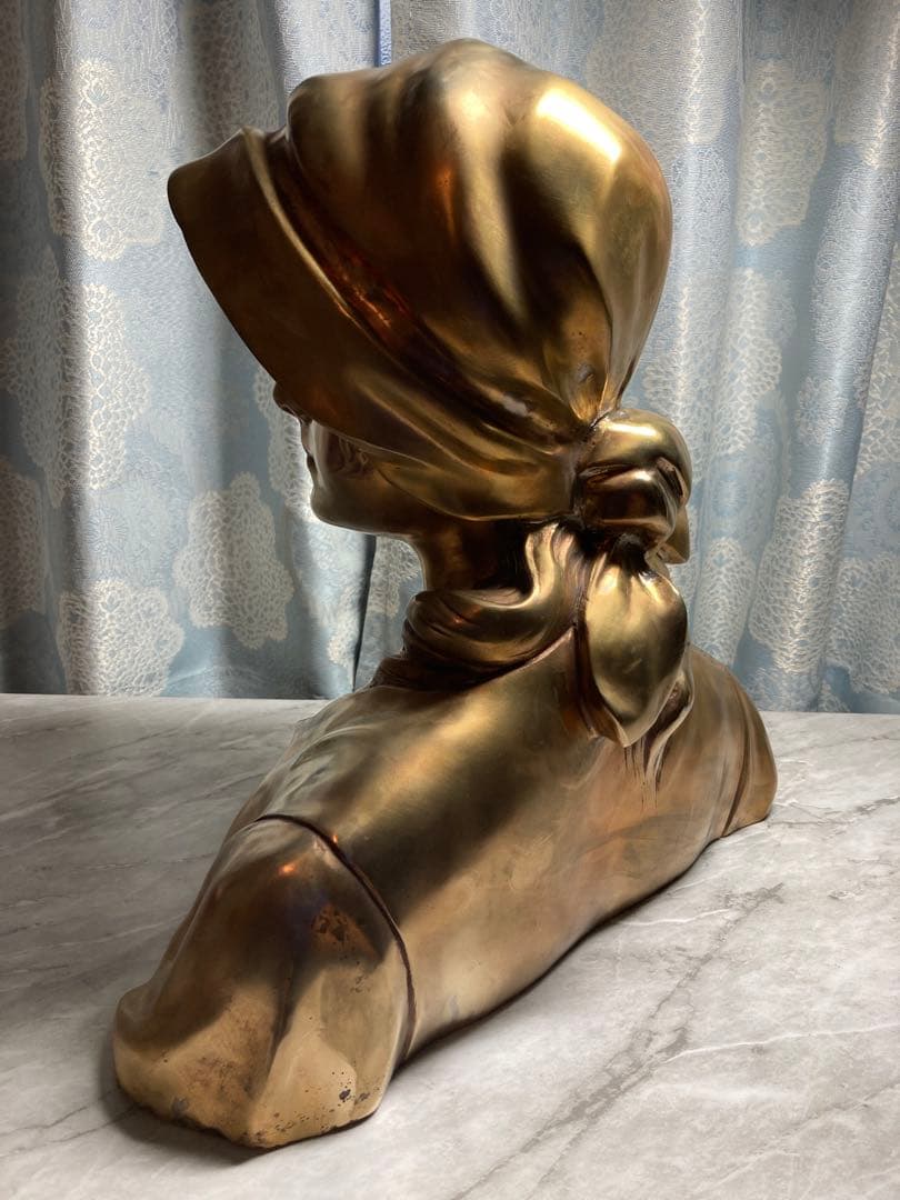 A.GORI　 真鍮製　女性胸像