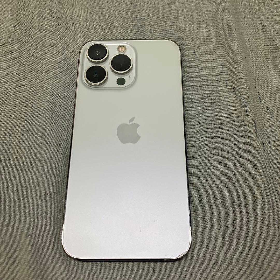 Apple iPhone 13 Pro シルバー 本体　SIMフリー