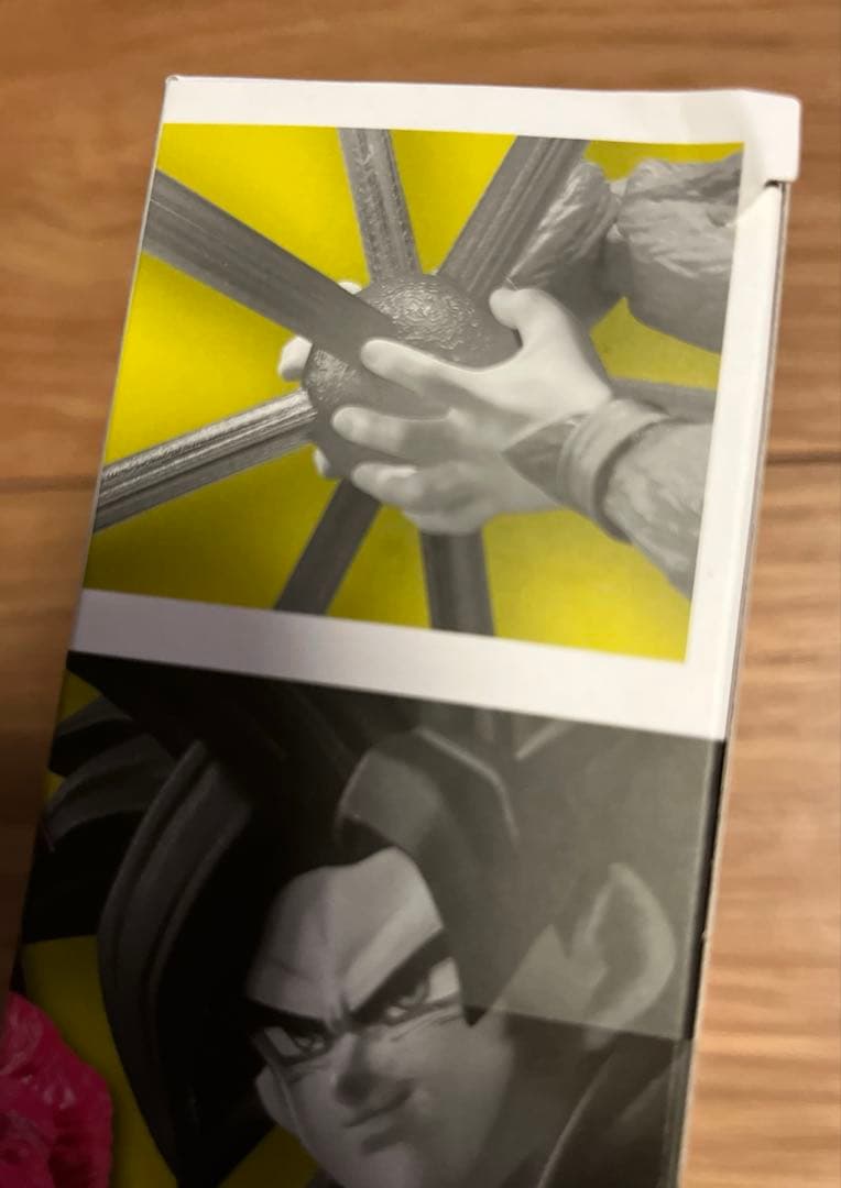 ドラゴンボール S.H.Figuarts スーパーサイヤ人4孫悟空
