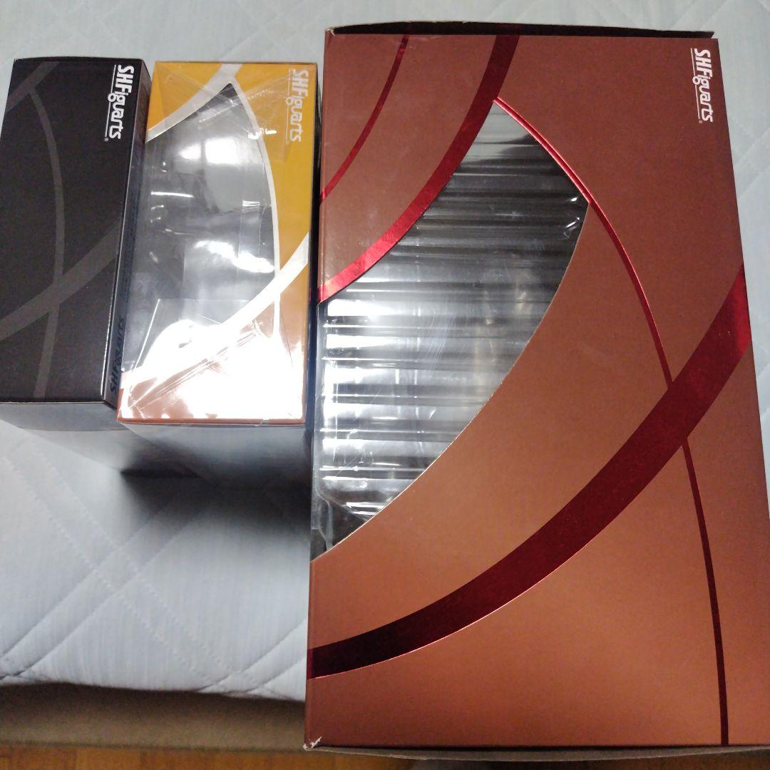 S.H.Figuartsウルトラマン55th・ゼットン・ゴモラ