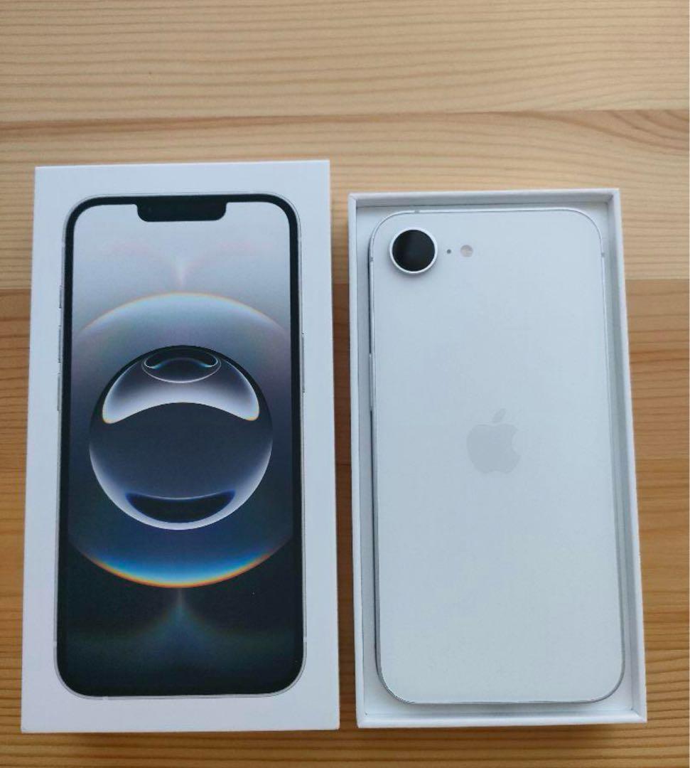 iPhone16eホワイト　128GB SIMフリーバッテリー100%