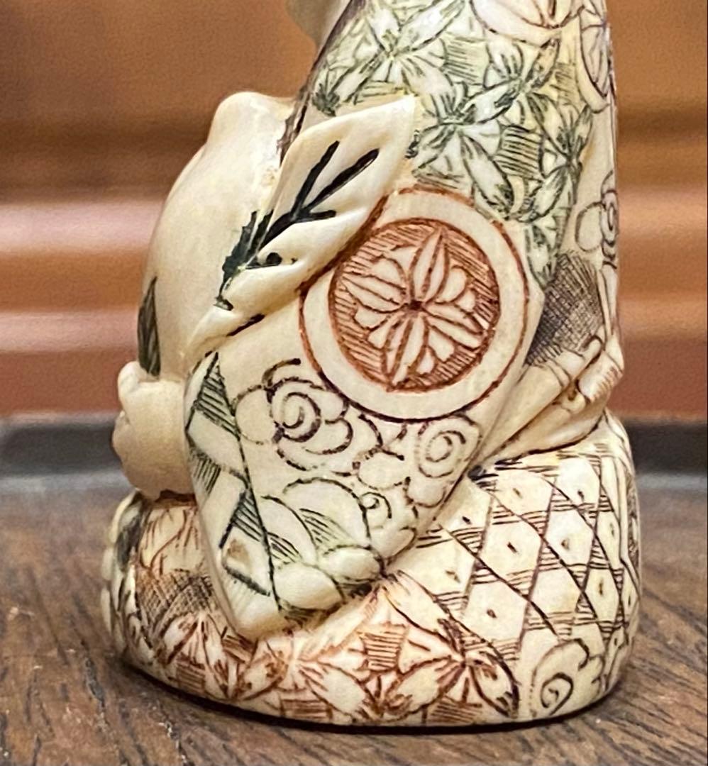 根付　唐子と桃　吉祥彫刻　細密細工　天然素材　ヴィンテージ　レア 台湾茶器