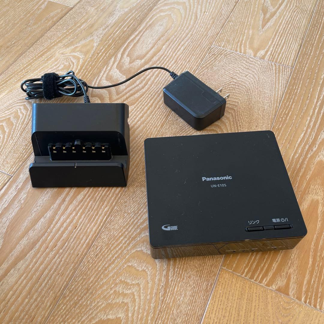 パナソニック　ビエラ　ポータブルテレビ UN-15CN10 充電台付