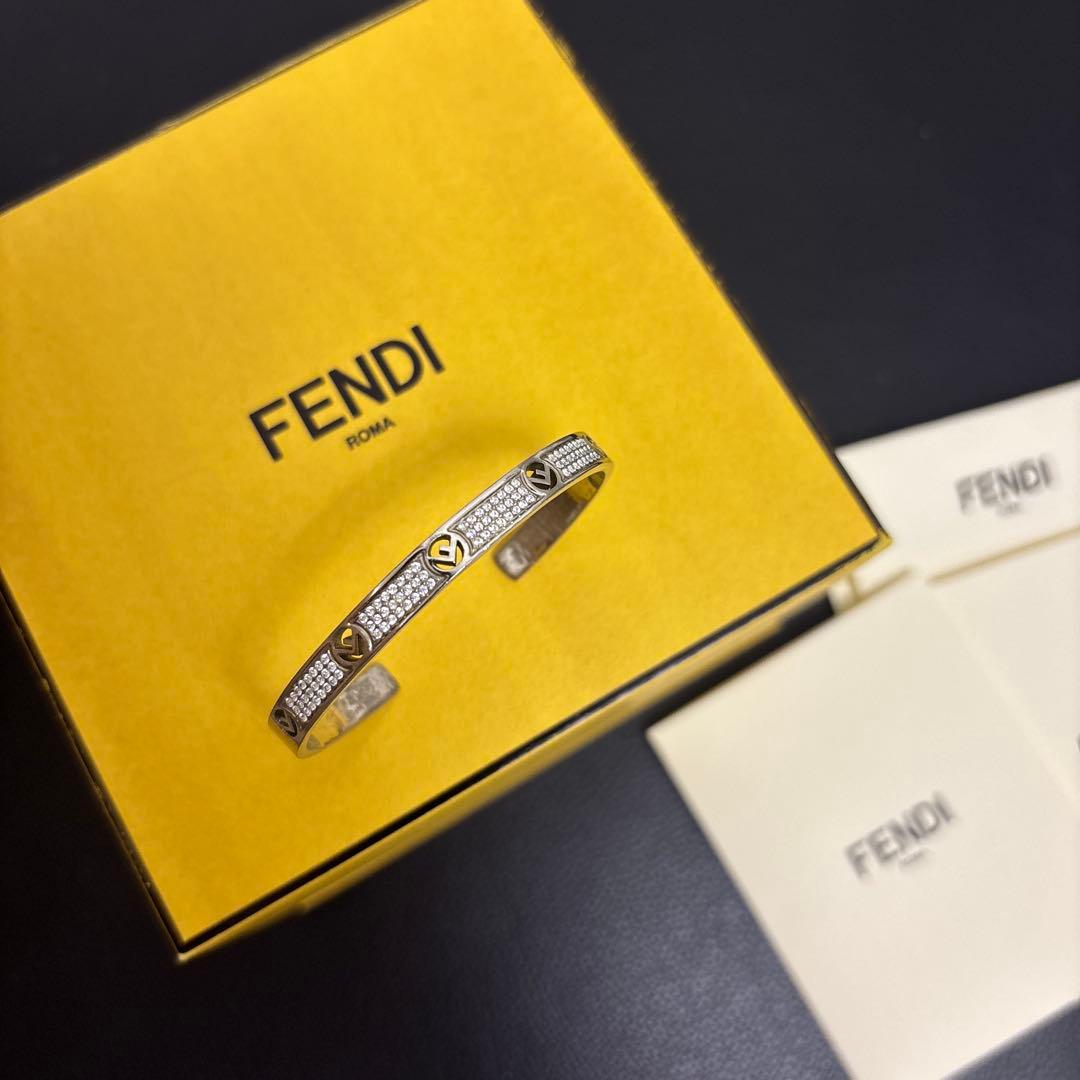FENDI フェンディー バングル シルバー