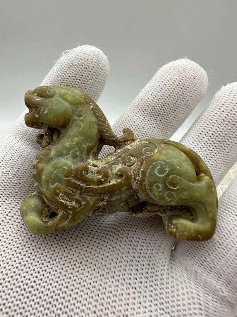 【中国古美術】紅山文化 古墳の物 旧蔵 置物 古玉 （麒麟）收藏品