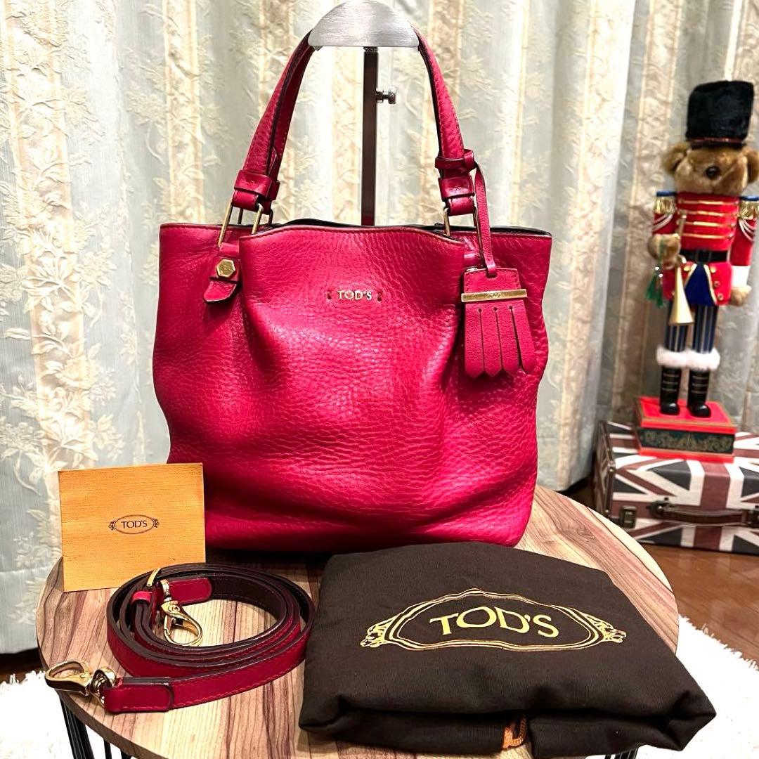 ✨希少✨2WAY✨TOD’S トッズ ショルダーバッグ ハンドバッグ レザー 赤