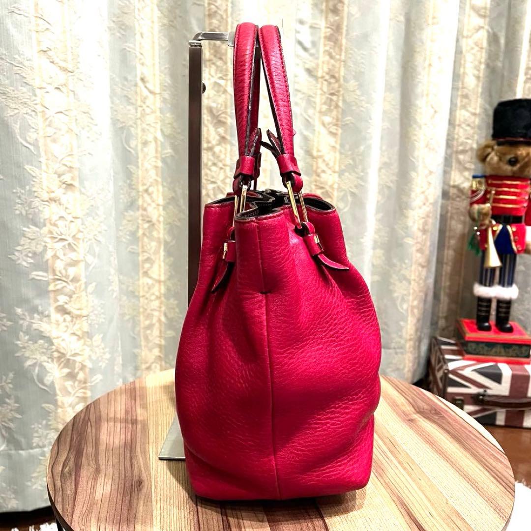 ✨希少✨2WAY✨TOD’S トッズ ショルダーバッグ ハンドバッグ レザー 赤