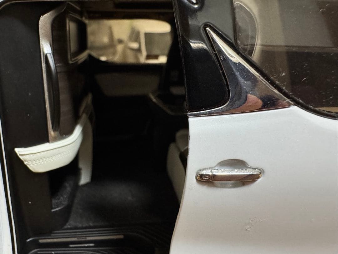 レクサスLM 300h 1/18