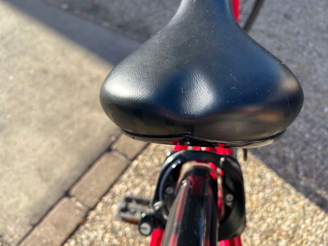 ブリヂストン　SCHLEIN 赤24インチ 【直接お引き渡し】