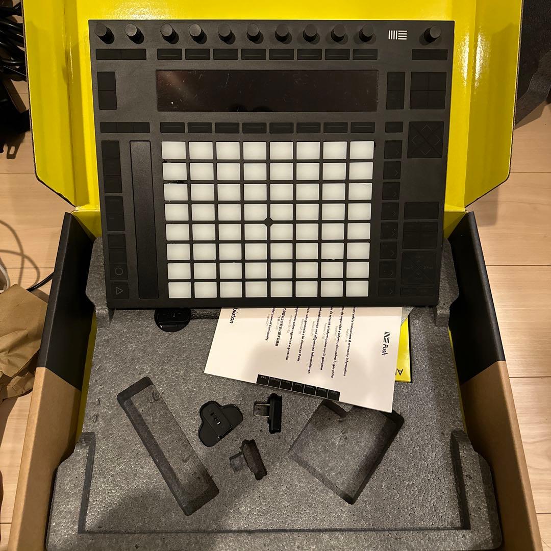 Ableton Push 2 MIDIコントローラー