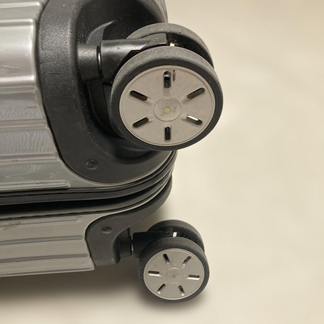 リモワ　キャリーケース Salsaサルサ　スーツケース　マルチホイール