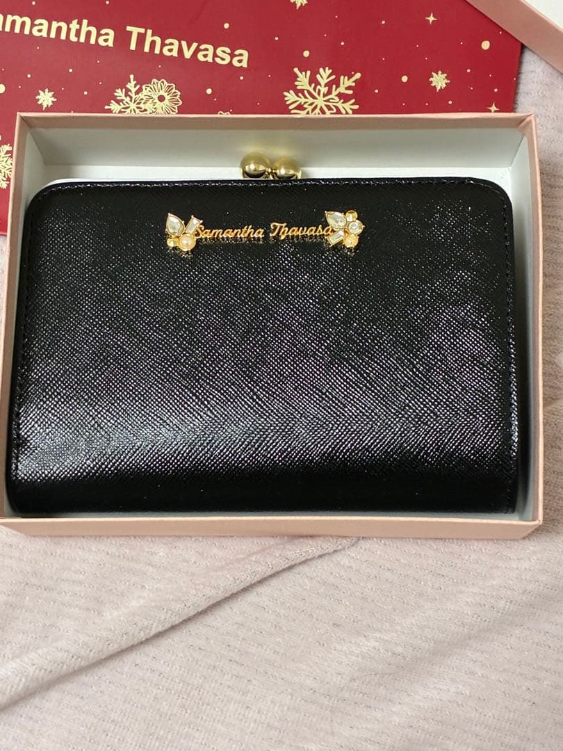 Samantha Thavasa ラメレザービジュー 口金折財布