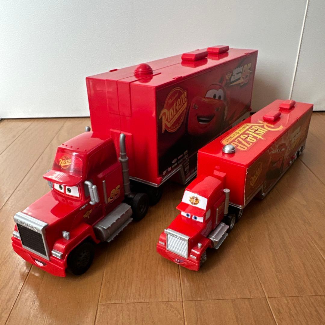 限定値下　廃盤レア希少　カーズ ディズニー トミカ 大きなマックトレーラー