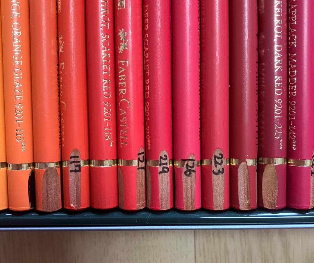 ファーバーカステル　ポリクロモス色鉛筆　全120色