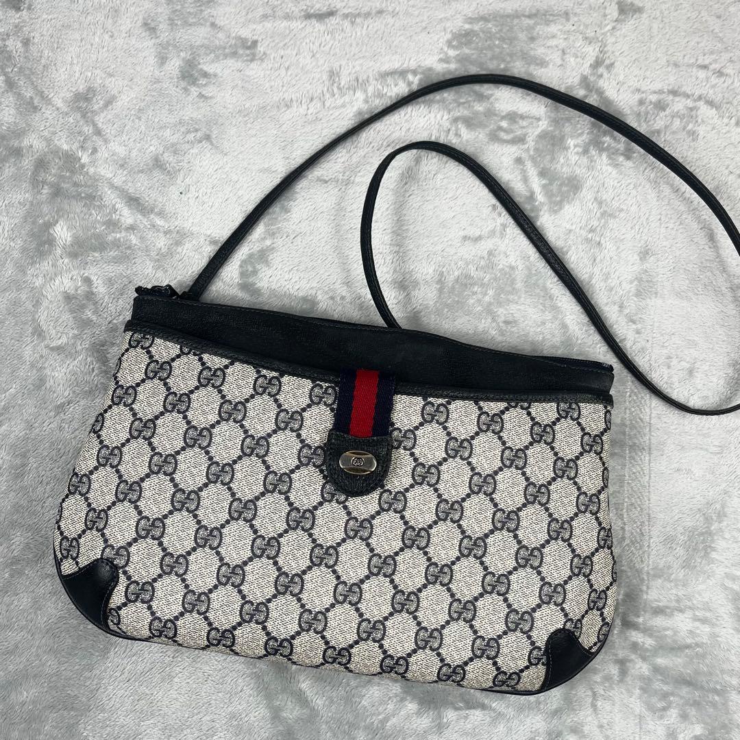 Gucci グッチ ショルダーバッグ 斜め掛け◎ GG ネイビー シェリーライン