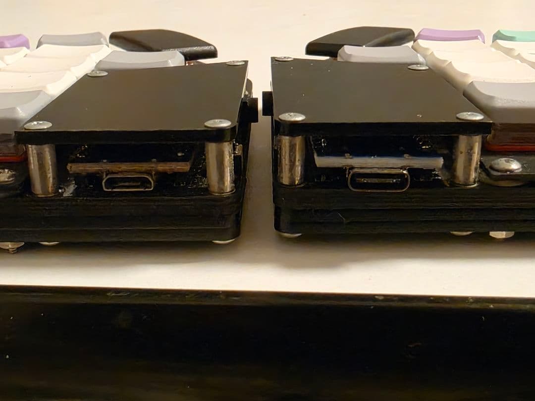 分割キーボード　ErgoFine ロープロファイル 狭ピッチ