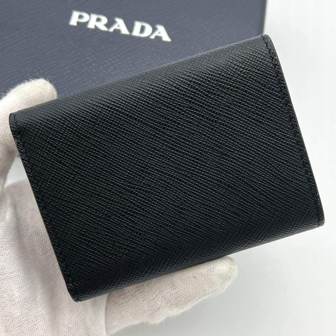 【希少品】プラダ サフィアーノ トライアングルロゴ 三つ折り財布 ブラック