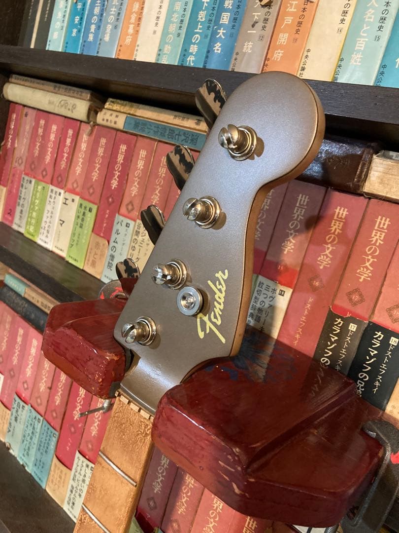 ベース squier by fender jazz bass flea custom