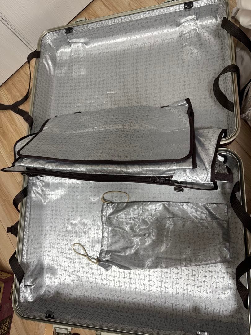 プロテカ ジーニオ