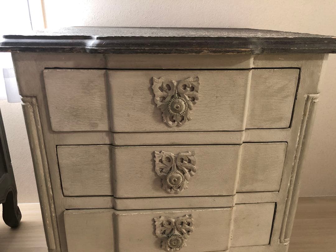 稀少！ブランディボワール サイドテーブル BLANC D'IVOIRE