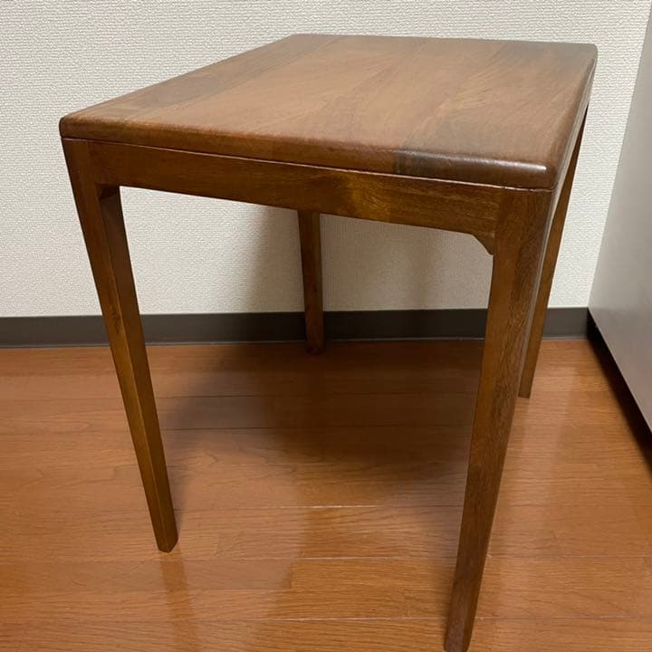 マンゴーウッドテーブル　ZARA