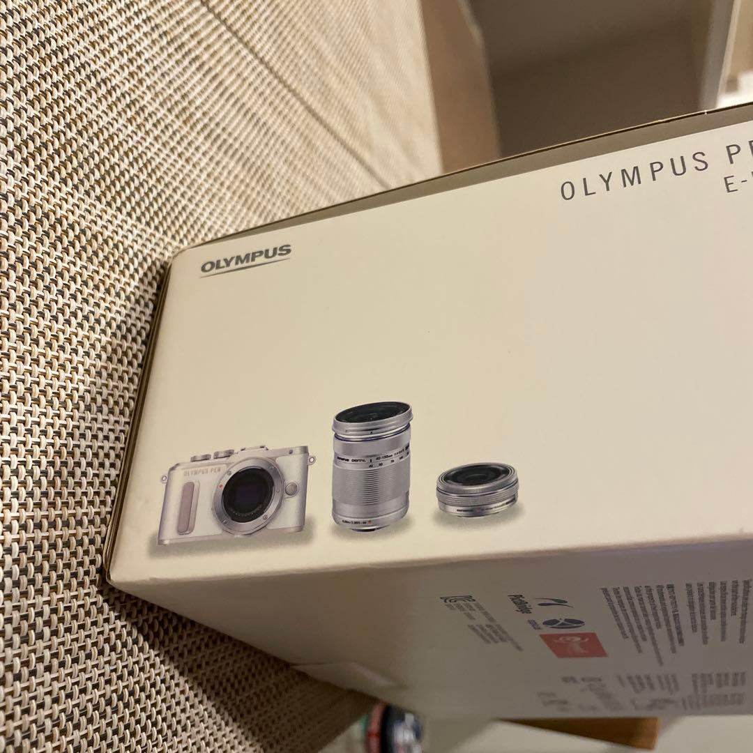 OLYMPUS PEN E-PL8 ダブルズームキット ホワイト