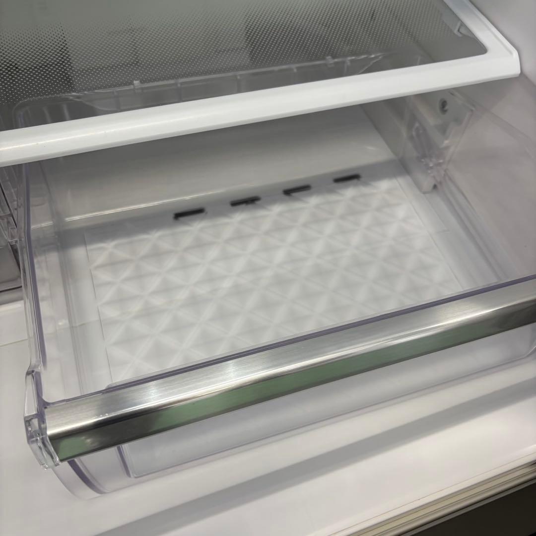 572　日立　冷蔵庫　最新　大型　300㍑級　右開き　中古　安い　綺麗　設置無料