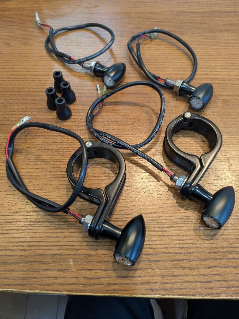 Rizoma 小型LEDウインカー Club FR:150 4個セット