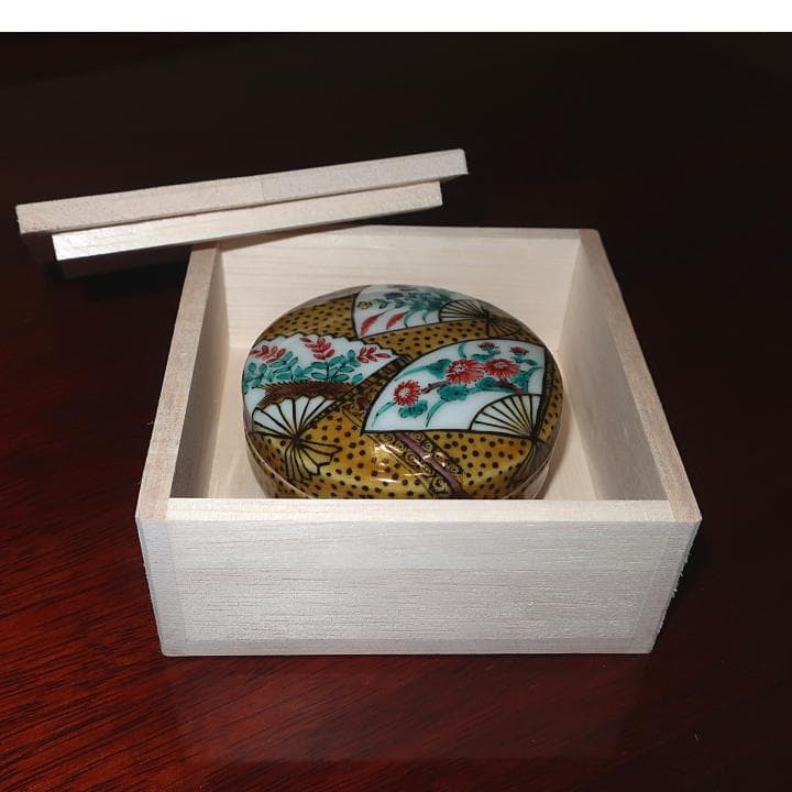 茶道具　九谷焼　香合　三ツ井為吉　吉田屋色絵扇面