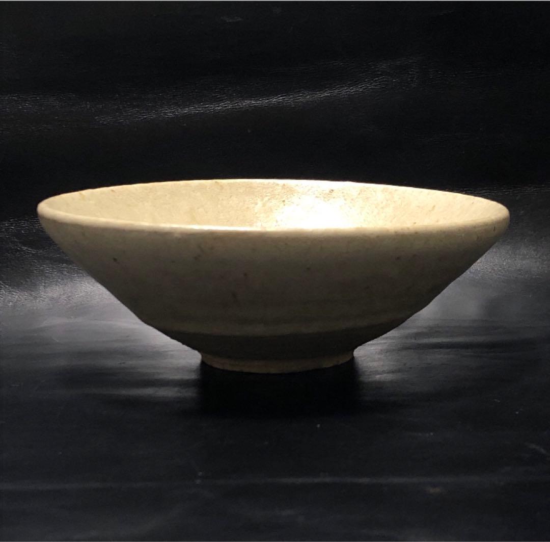 美しい古美術◾️蔵からクリームチーズケーキの様な美しい釉薬の抹茶茶碗が出て来ました