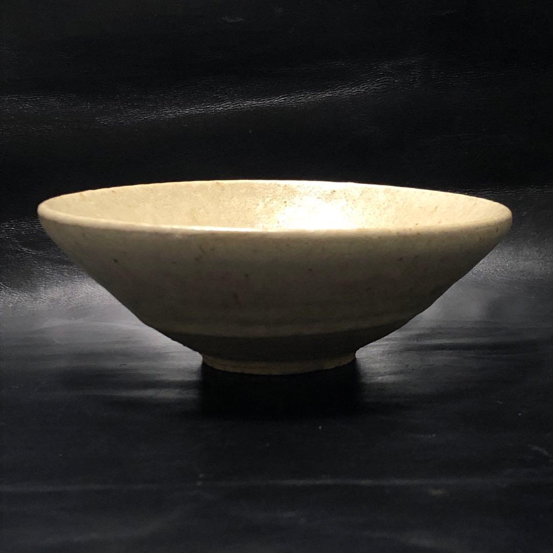 美しい古美術◾️蔵からクリームチーズケーキの様な美しい釉薬の抹茶茶碗が出て来ました