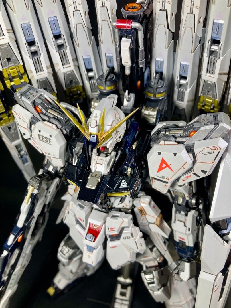 MGEX級 νガンダム 海外スタジオ 塗装済み完成品