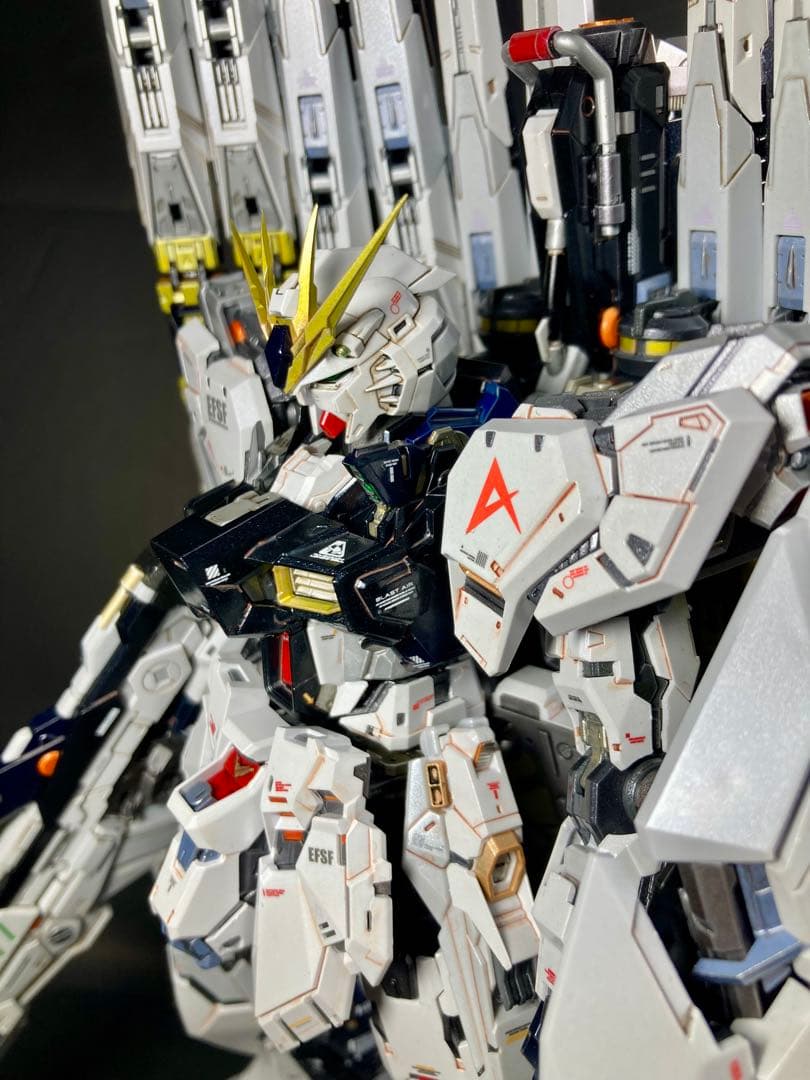 MGEX級 νガンダム 海外スタジオ 塗装済み完成品